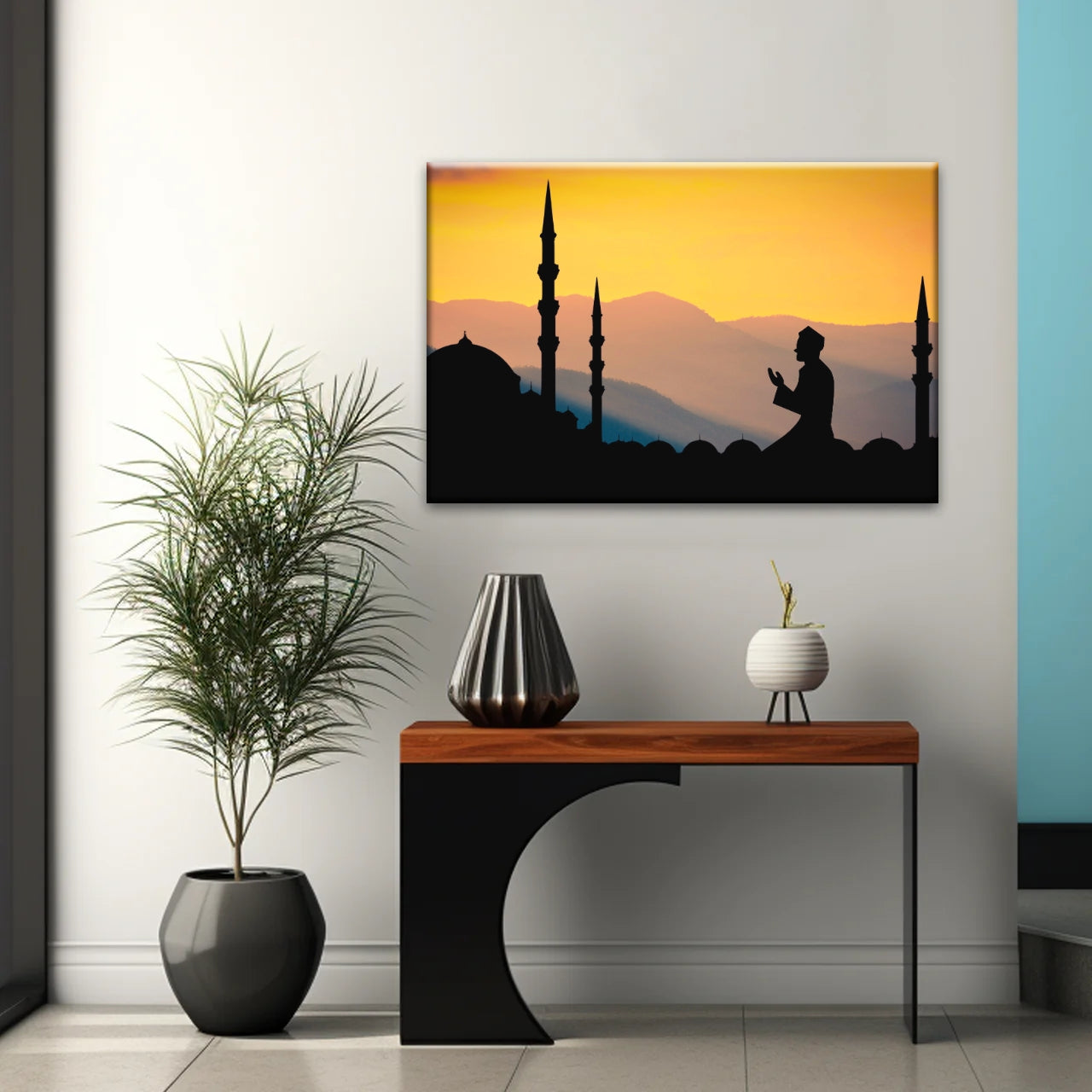 Silhouette d'homme priant dans une mosquée pendant le Ramadan islamique Décor islamique